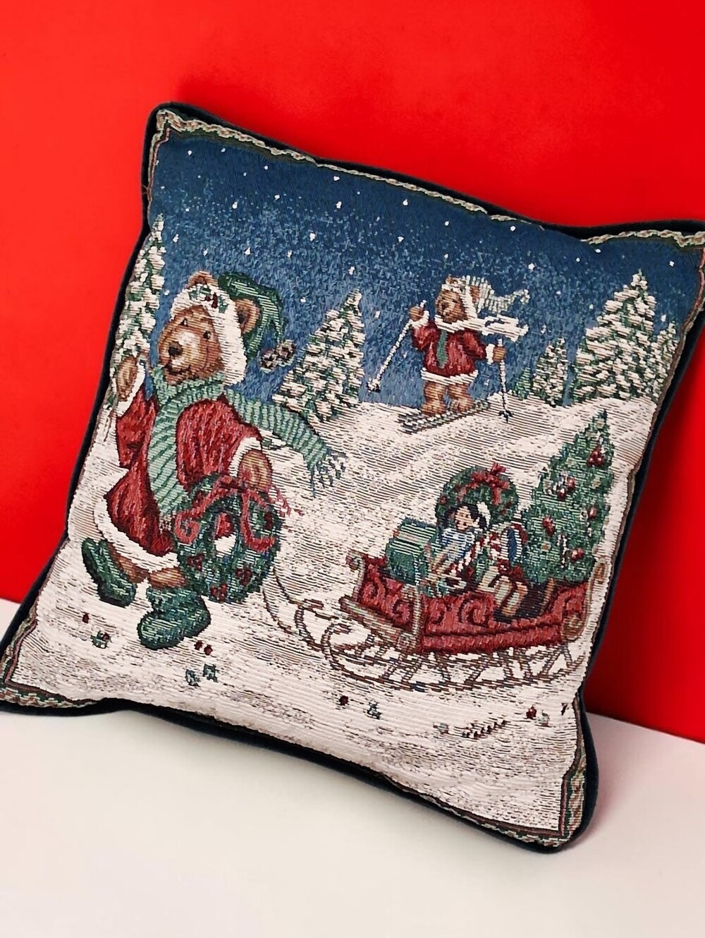 Vintage Portofino Tapestry Throw Pillow Christmas Bears Snow Sleigh Holiday 16"